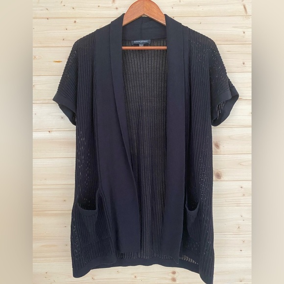 BANANA REPUBLIC Women’s XS/S Black Short Sleeve Front Pockets Cardigan Sweater - Picture 1 of 10